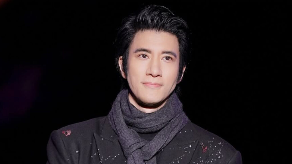 Wang Leehom explains that the burning piano in his music video was a ...