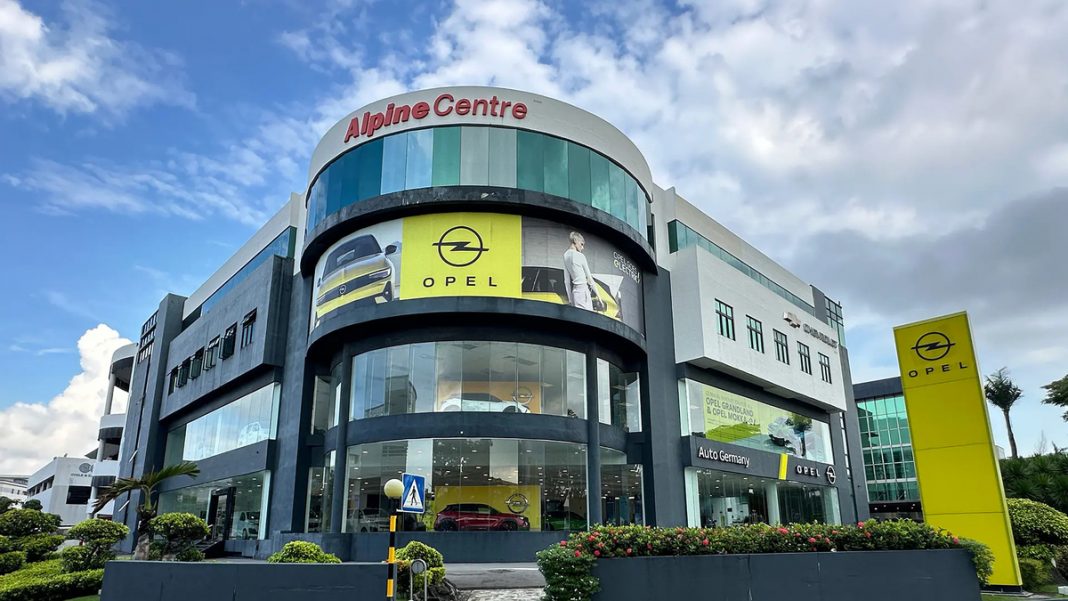 Alpine Motors