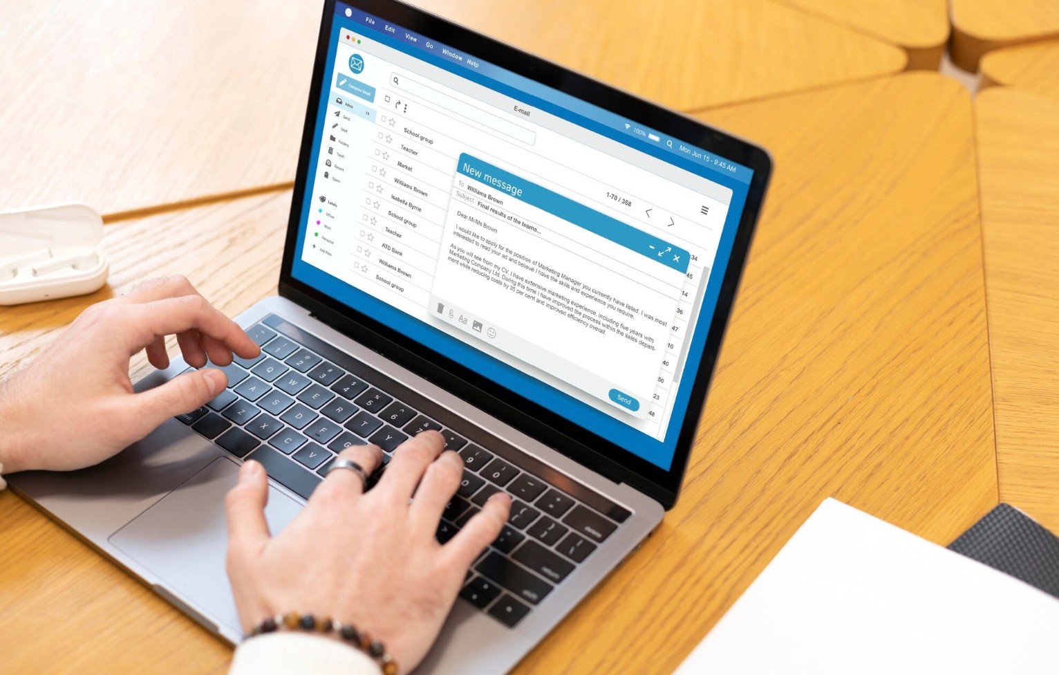 Still starting emails with 'Hope you’re well'? Time for an upgrade! Say this if you want a reply