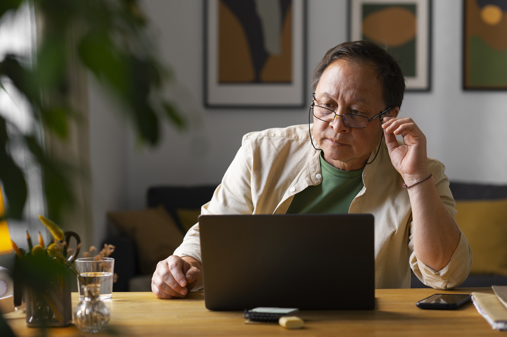 Remote work for Singaporean elders: How a 58 y/o man in SG secured his financial lifeline and retirement needs with just a laptop and Wi-Fi