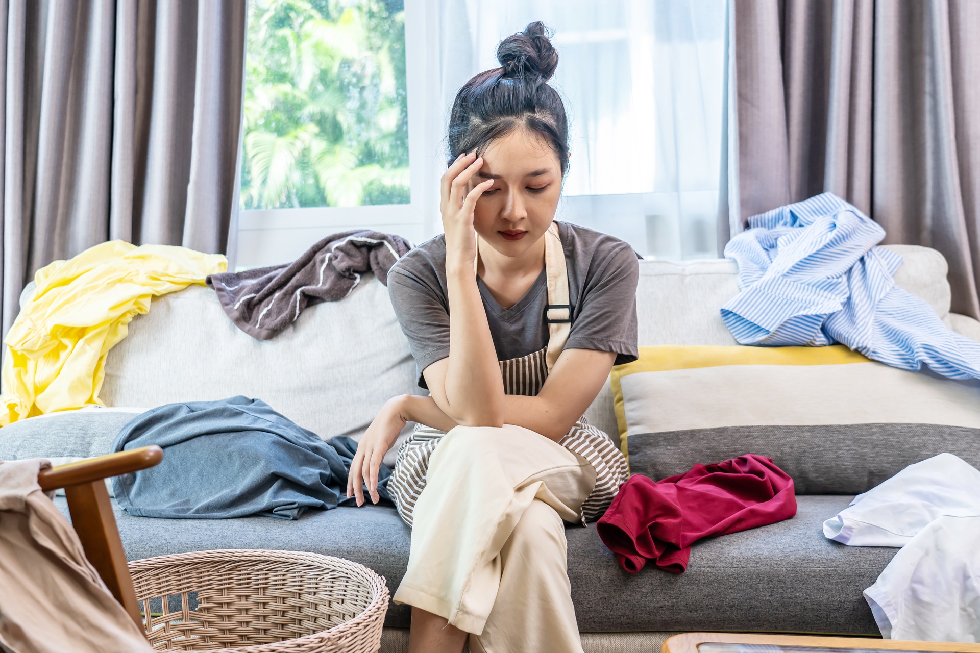 Maid says, 'I get irritated when my male employer wears just boxers around me; he should wear proper sleeping clothes or shorts instead'