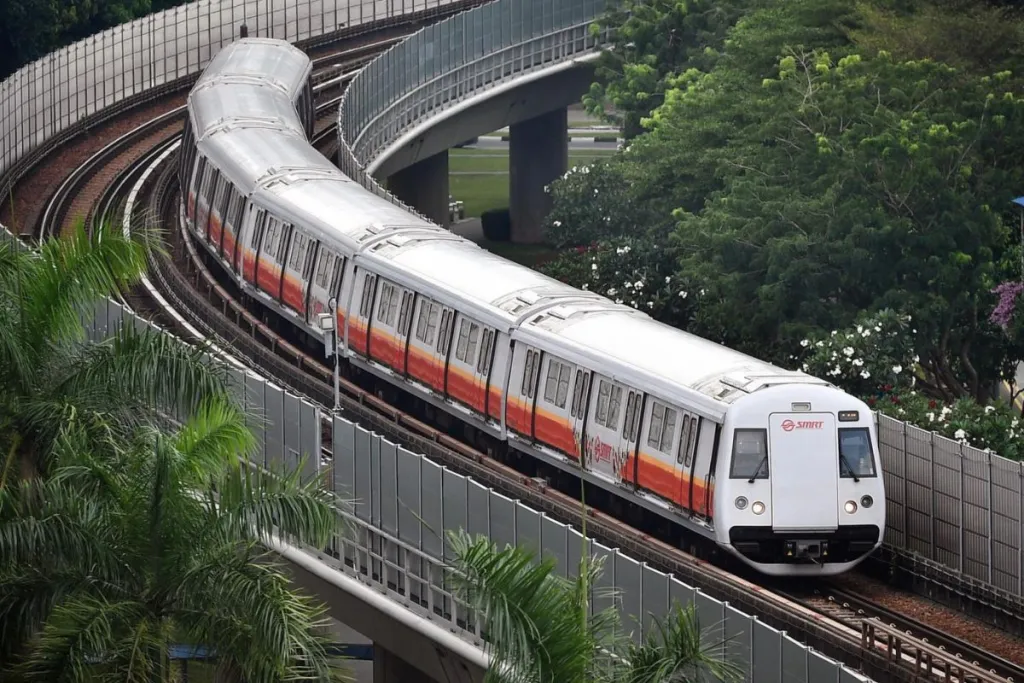More people, less patience? Singaporeans vent as MRT ridership reaches all time high