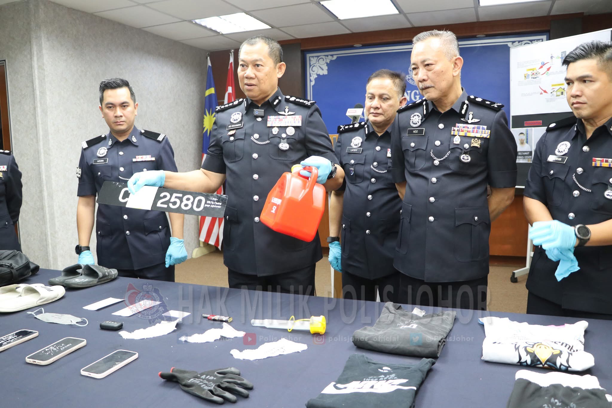 Segamat house fire that killed elderly woman linked to Singapore-based debt scam syndicate, says Johor police