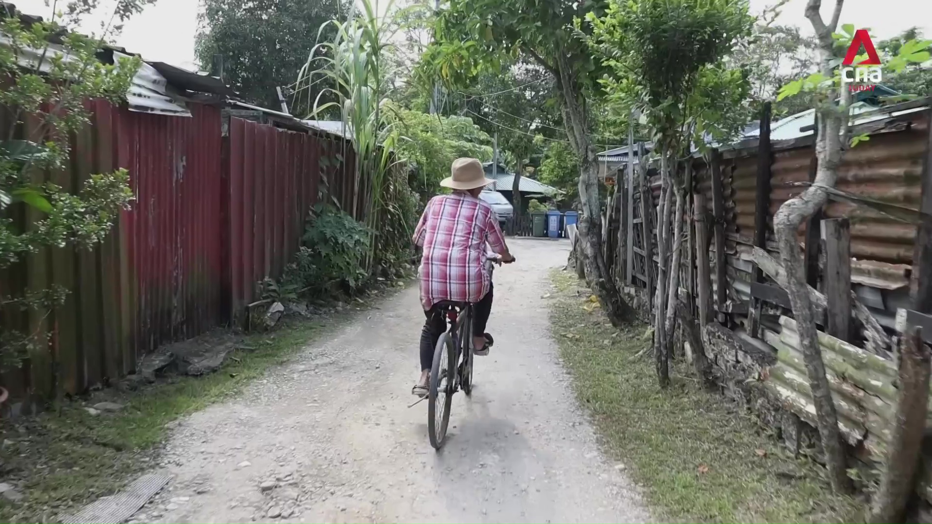 Madam Sng Mui Hong Living in the last kampung in mainland Singapore 5