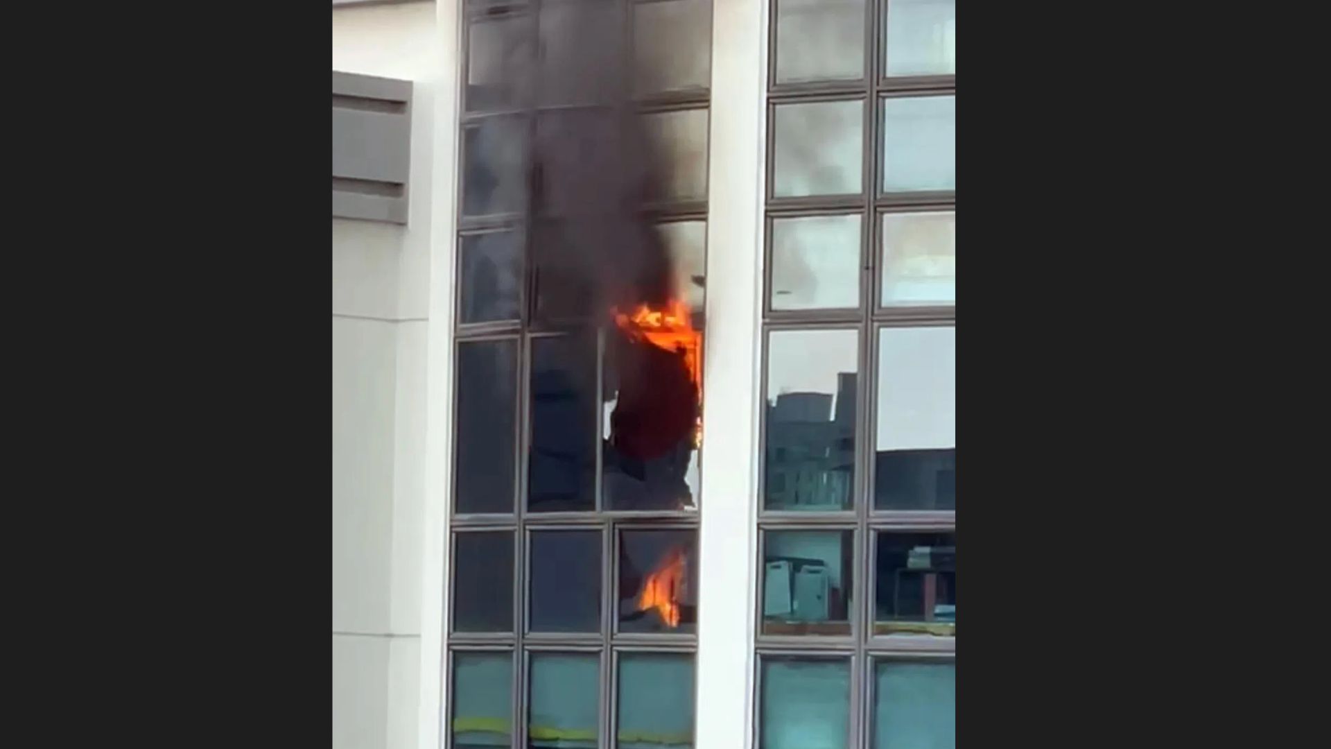 Fire breaks out in Geylang renovation unit; student and guard unable to contain blaze