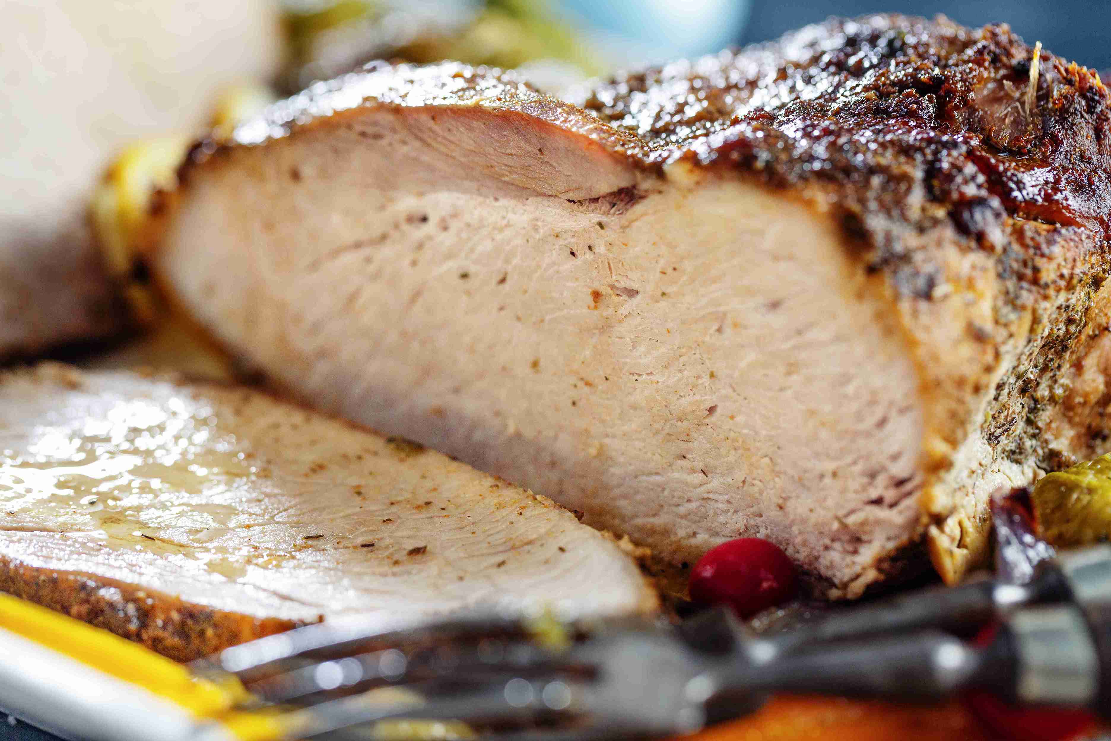 Customer orders 1 kg of roast pork for S$65, receives only 700 g; seller tells him, ‘Pork shrinks while cooking’
