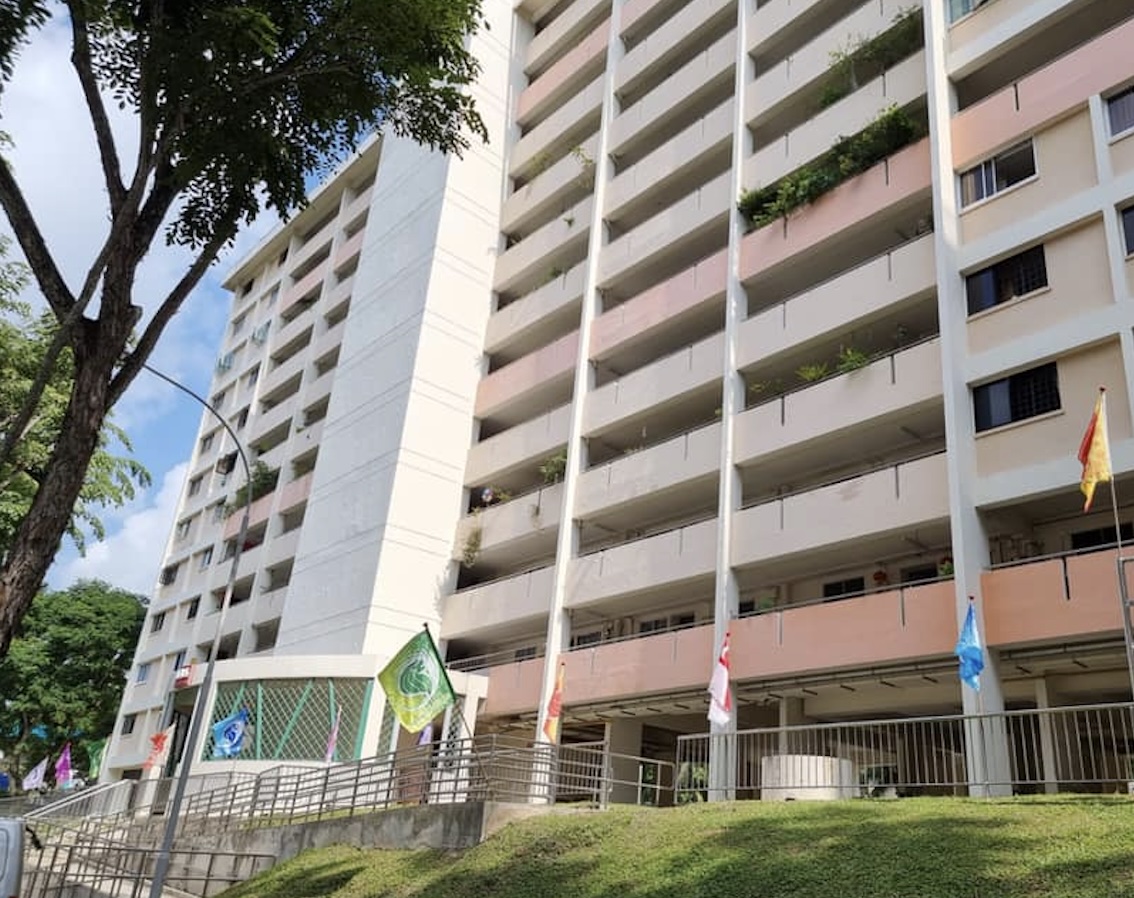 46-year-old 'jumbo' executive flat in AMK sells for S$1.35 million