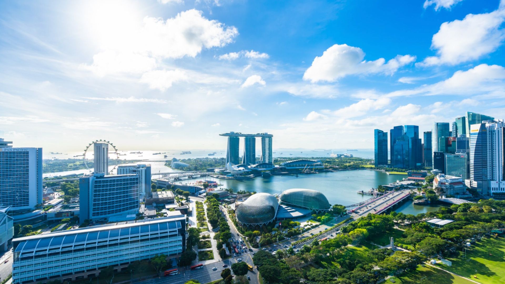 Afraid to join a Singaporean workplace if you’re a foreigner? Fear not! The government is here to help with an official ‘Integration Guide’ soon